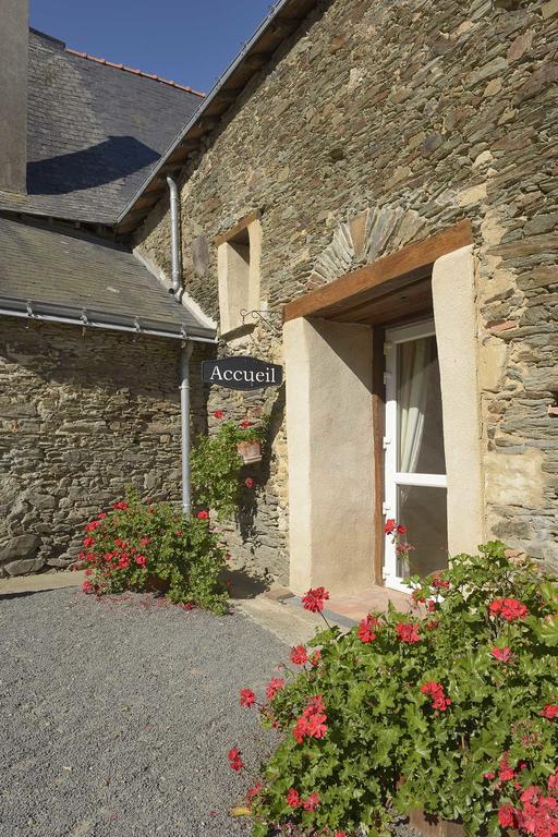 مبيت وإفطار Sainte-Gemme-dʼAndigné Domaine De La Cour المظهر الخارجي الصورة